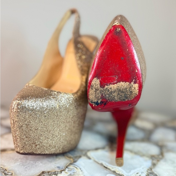 Christian Louboutin BIANCA Slingback Glittering Gold Platform Heels SIZE 34 - Picture 4 of 4